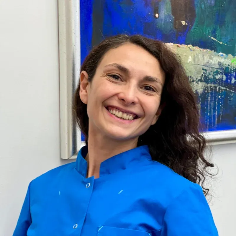 Leyla - Receptionist / Circulating Assistant | Tandarts Leidseplein